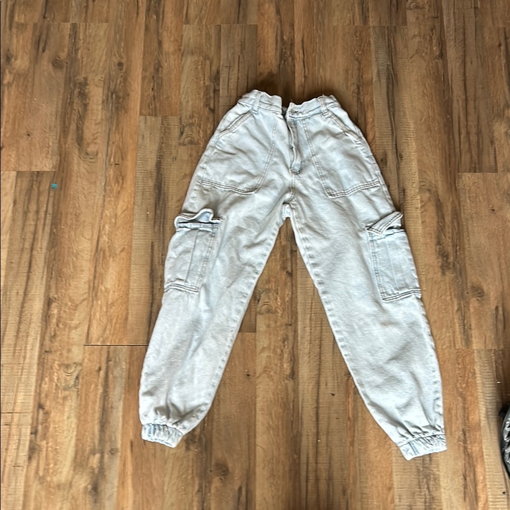 Kids Cargo Joggers in Light Gray